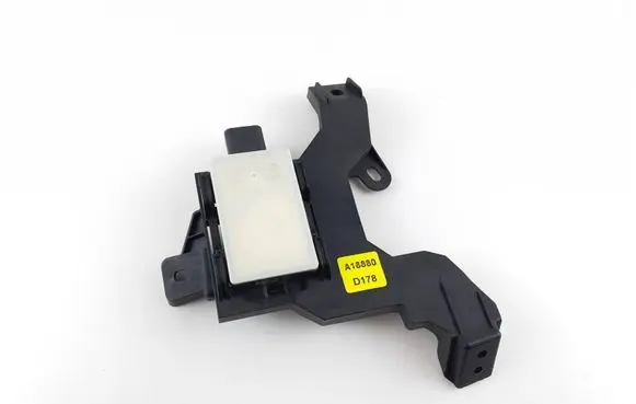 Hyundai Ioniq 5 Blind spot module 99140GI100 99140-GI100 28754422