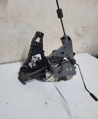 Mercedes-Benz R W251 Front door lock A2517230314 994047105