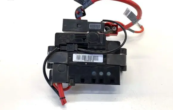 BMW 3 E90 E91 Positive cable (battery) 6936649