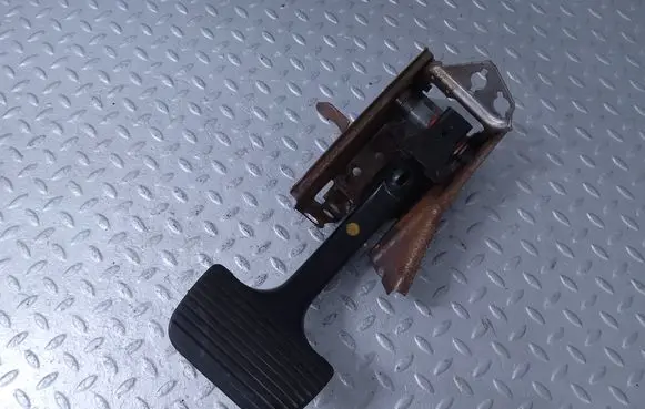Ford Scorpio Brake pedal 85GB2455BB 6145838 85GB-2455-AB