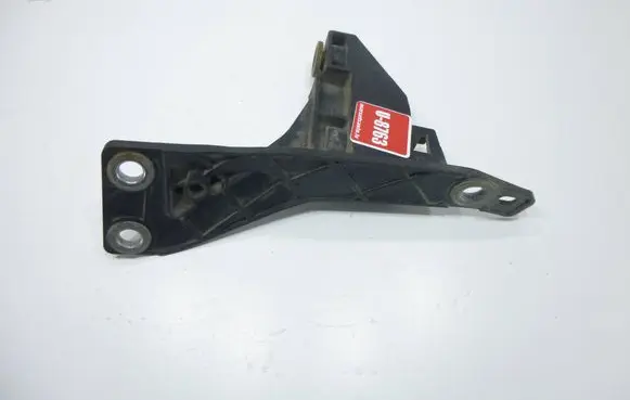 Audi A4 S4 B7 8E 8H Front bumper mounting bracket 8E0805363