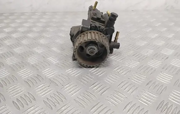 Renault Scenic III - Grand scenic III Fuel injection high pressure pump H8200704210