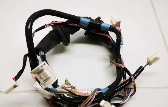 Toyota Yaris Front door wiring loom 821510D350