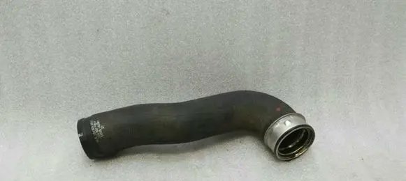Mercedes-Benz ML W164 Intercooler hose/pipe A1645280382
