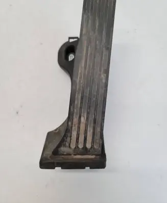 Volkswagen Touran I Accelerator throttle pedal 1T1721503H 6PV00868900