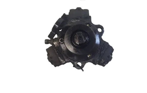 Opel Corsa D Fuel injection high pressure pump 0445010277