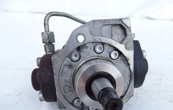 Opel Astra K Fuel injection high pressure pump 55495426