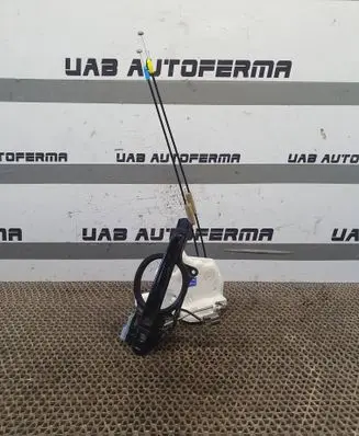 Mitsubishi Outlander Front door lock A047218