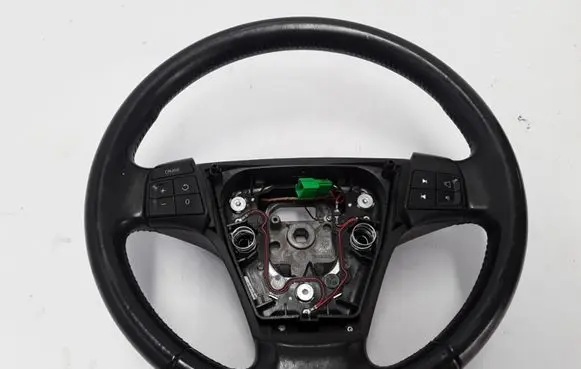 Volvo C70 Steering wheel 31351045