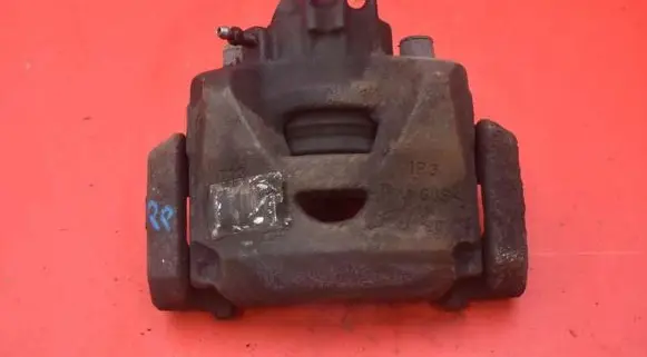 Peugeot 5008 Front brake caliper