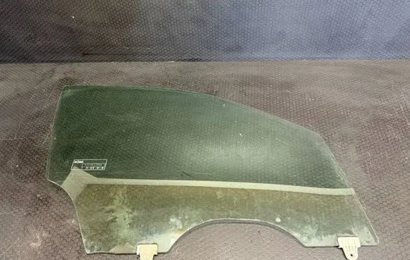 Infiniti FX Front door window/glass (coupe) 
