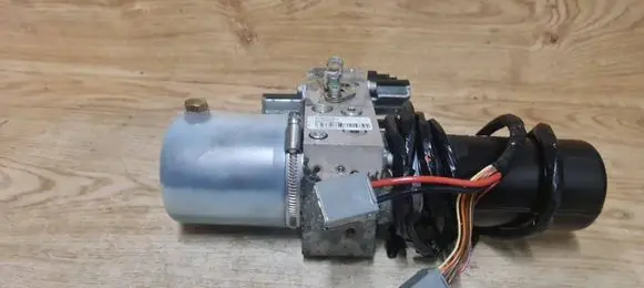 Volvo C70 Convertible roof hydraulic pump 09466628 P156171600 92189046