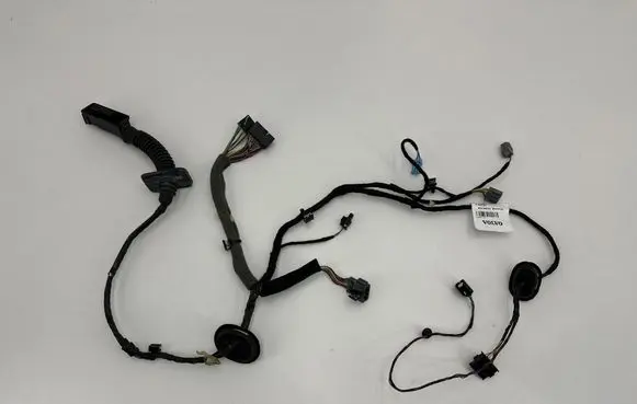 Volvo XC40 Front door wiring loom 32218837 C35624807 P32218837AA