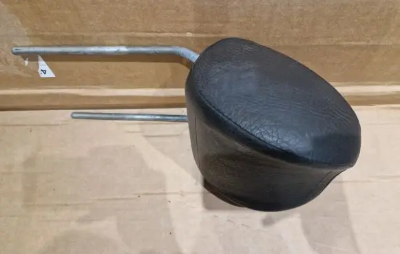 Volkswagen Golf I Front seat headrest 161881921 161881903C