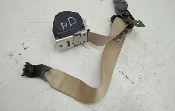Alfa Romeo 159 Front seatbelt 1002316