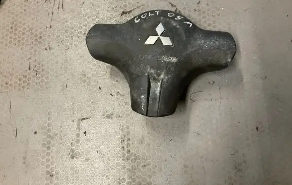 Mitsubishi Colt Steering wheel airbag PMR955203XA