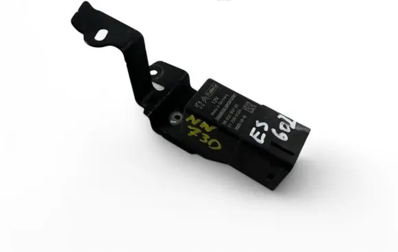 Peugeot 208 Other relay 9803299780