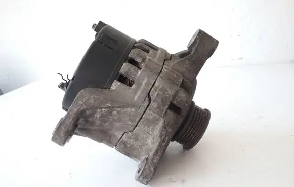 Audi A4 S4 B5 8D Generator/alternator 058903016 0123310022
