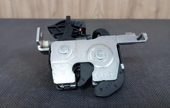 Mercedes-Benz E C207 W207 Seat back rest lock catch 