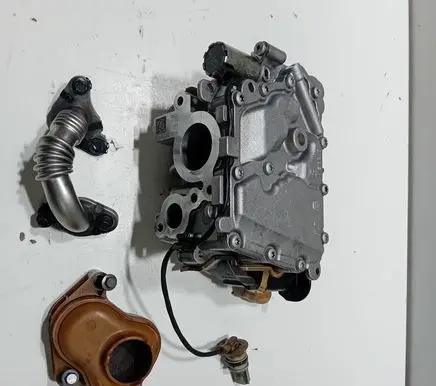 Nissan Navara D23 Oil pump 150003022R 150504191R
