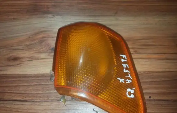 Ford Fiesta Front indicator light 89fg13368aa