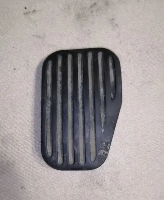 Volvo V70 Brake pedal 3546021