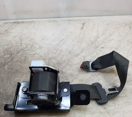 Hyundai i40 Rear seatbelt 898103Z000