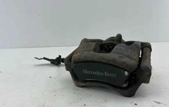 Mercedes-Benz A W176 Front brake caliper A24639