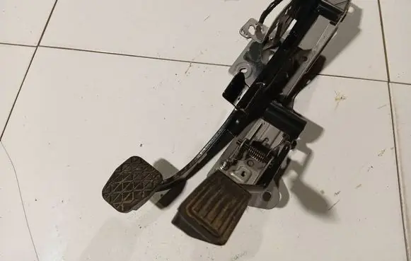 Brake pedal
