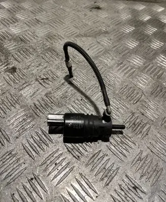BMW X5 E70 Windscreen/windshield washer pump 6934160