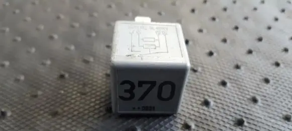 Audi A6 S6 C5 4B Other relay 8D0951253 V23134-J52-X300