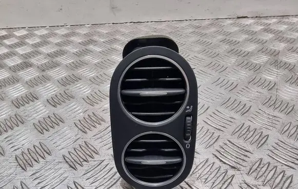 Volkswagen Golf Plus Dashboard side air vent grill/cover trim 5M0819709