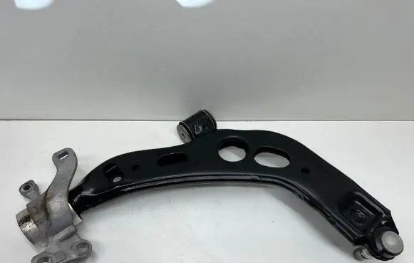 Mini Cooper Countryman F60 Front control arm 6879844