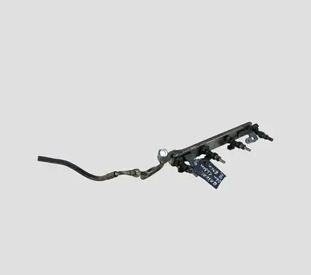 Nissan Qashqai Fuel main line pipe
