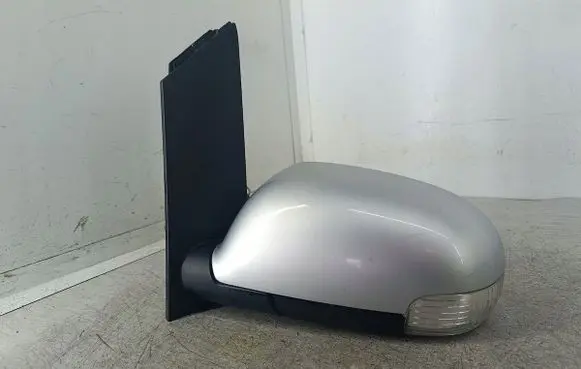 Volkswagen Touran I Front door electric wing mirror 