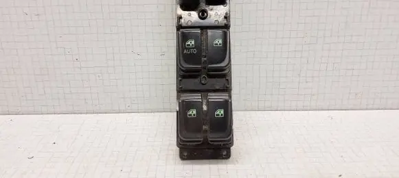 Hyundai Sonata Electric window control switch 202004436
