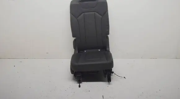 Audi Q7 4M Rear seat 