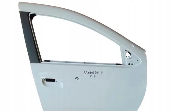 Dacia Sandero Front door