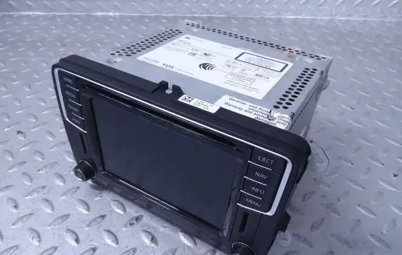 Volkswagen PASSAT B8 USA Radio/CD/DVD/GPS head unit 5C0035684B 5C0035684A 5C0035684