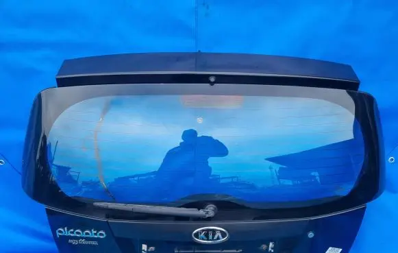 KIA Picanto Tailgate/trunk/boot lid