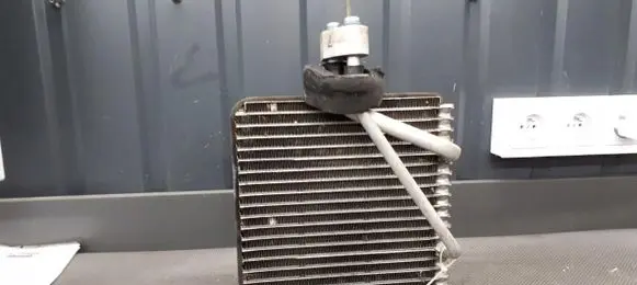 KIA Carnival A/C cooling radiator (condenser)