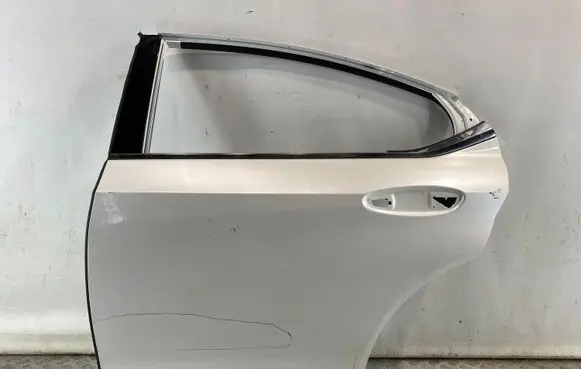 Lexus ES VII XZ10 Rear door 6700433300