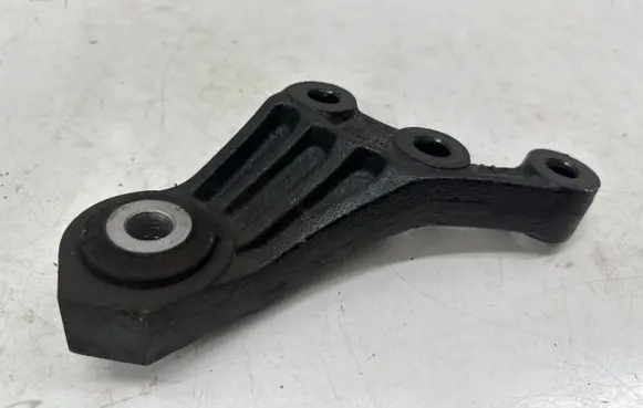 Jeep Compass Engine mounting bracket P68253052AB