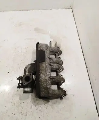 Volkswagen Transporter - Caravelle T4 Intake manifold 074129713T