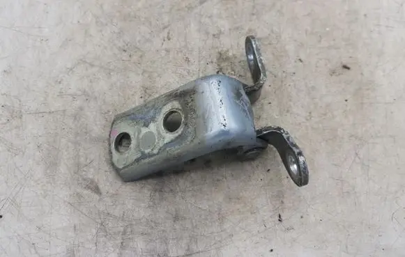 Toyota Corolla Verso E121 Rear door upper hinge NOCODE