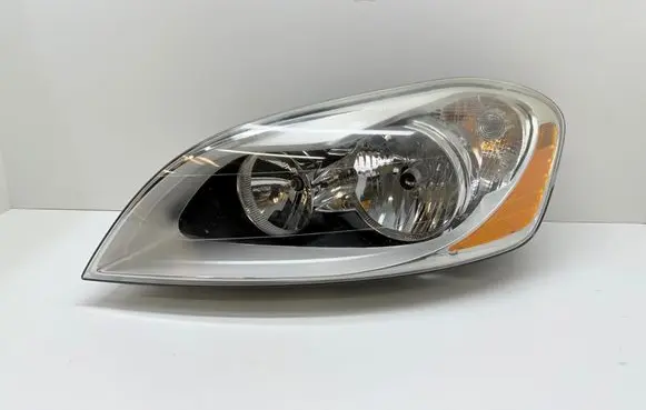 Volvo XC60 Headlight/headlamp 30763145 89902804