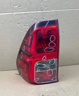Toyota Hilux (AN120, AN130) Rear/tail lights