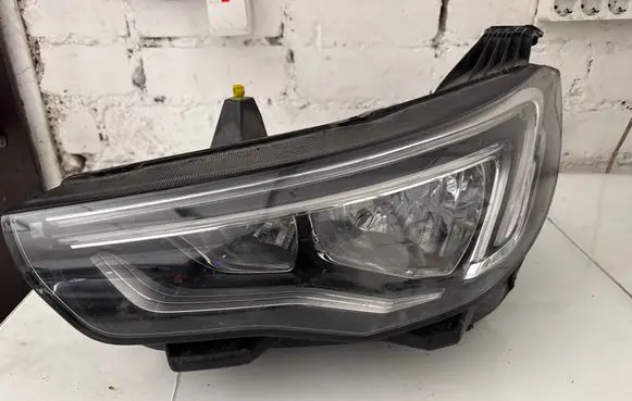 Opel Grandland X Headlight/headlamp YP00015680
