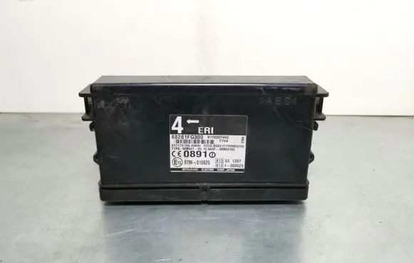 Subaru Impreza III BSM Control unit 88281FG300 X1T22074H2