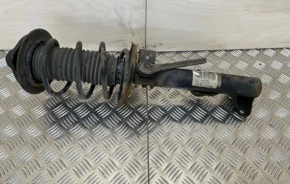 Mercedes-Benz C W204 Front shock absorber with coil spring A2043202766